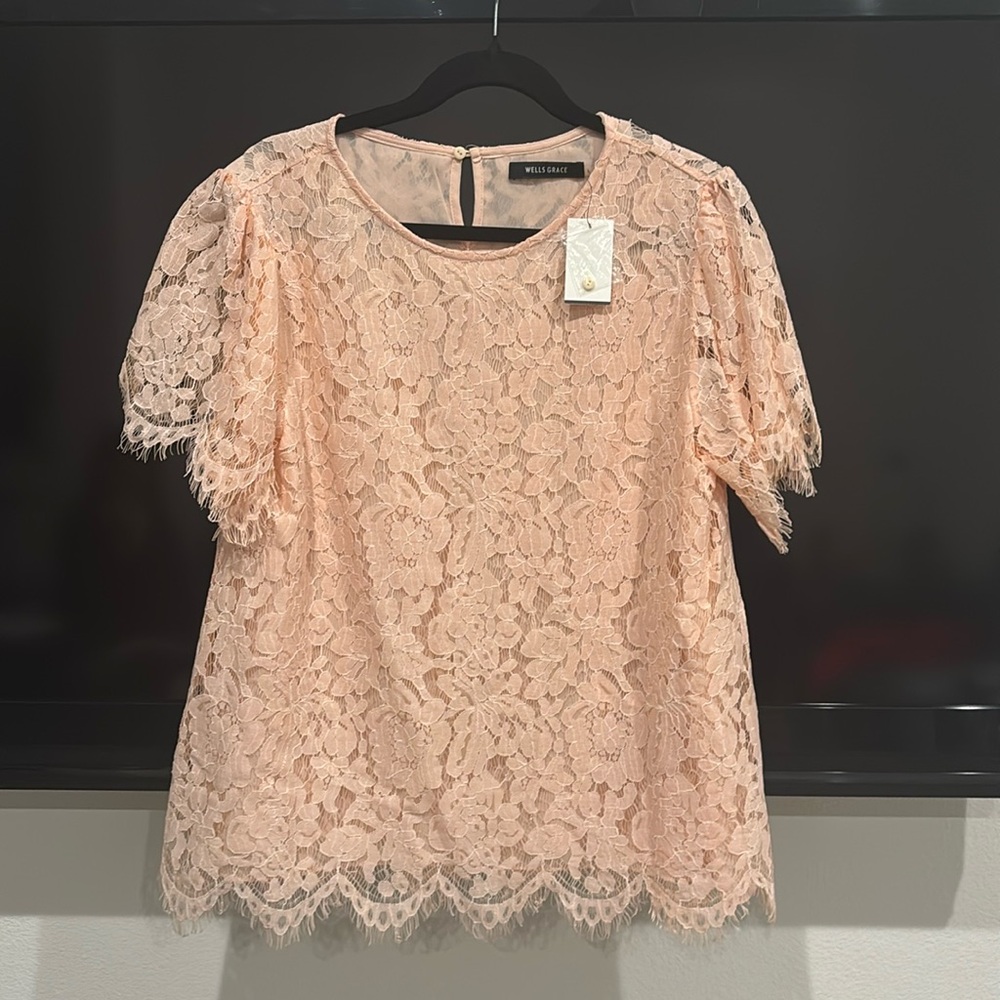 NWT Wells Grace Peach / Blush Lace Top size Large